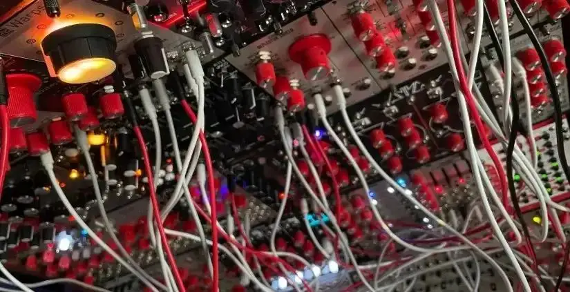通过合成器塑造模拟军械的科幻声音——一起探索音效库背后 - 第4张 - 同期录音网 通过合成器塑造模拟军械的科幻声音——一起探索音效库背后 - 第4张
